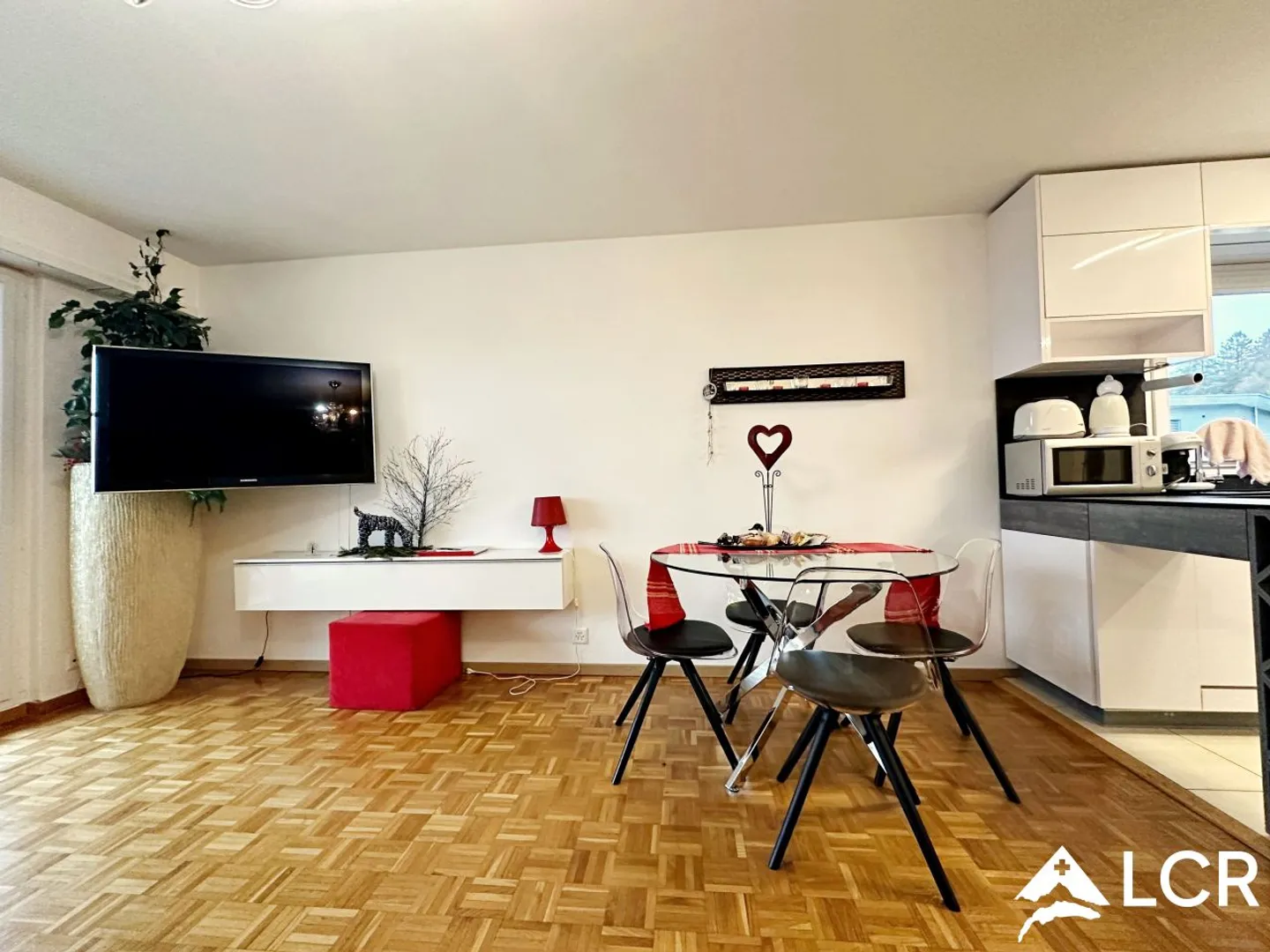 Appartamento ammobiliato in affitto - Foto 4 di 9