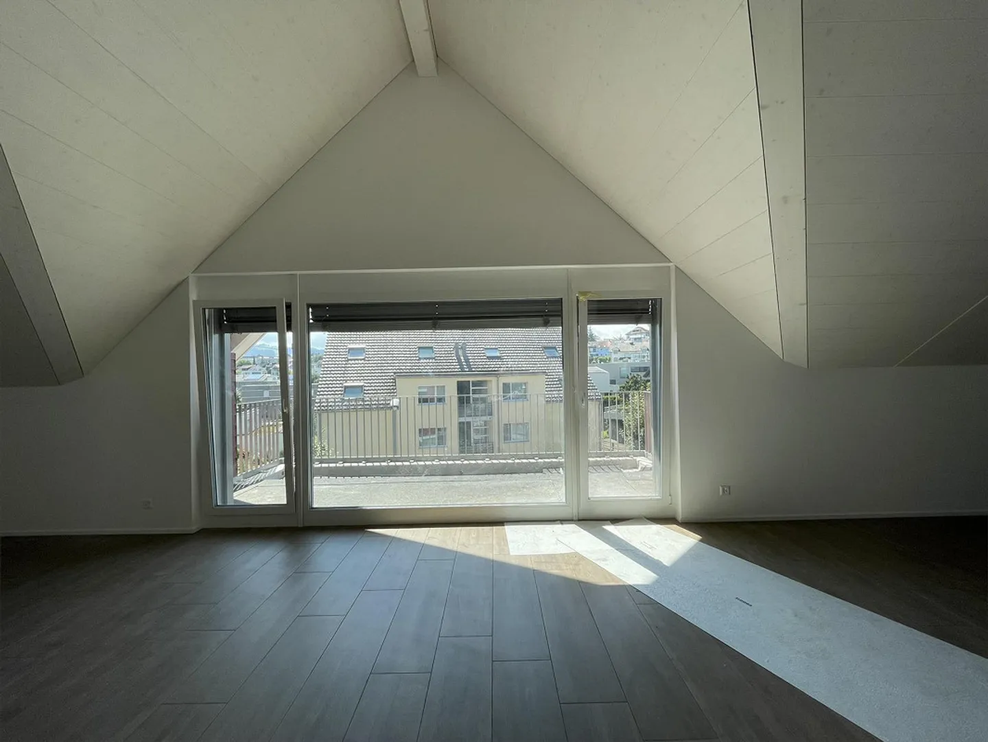 Appartement en attique de 4,5 pièces à Mörschwil, première location - Photo 6 sur 23