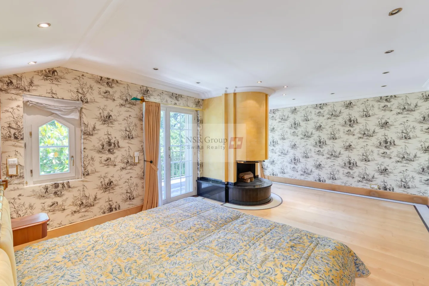 Luxuriöse Charakterimmobilie in außergewöhnlicher Lage - Foto 9 von 11