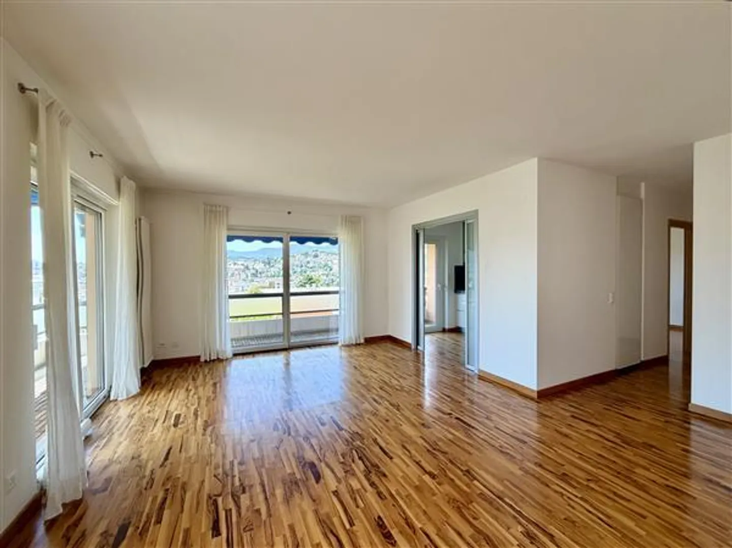 Viganello : Appartement 3.5 pièces - Photo 2 sur 9
