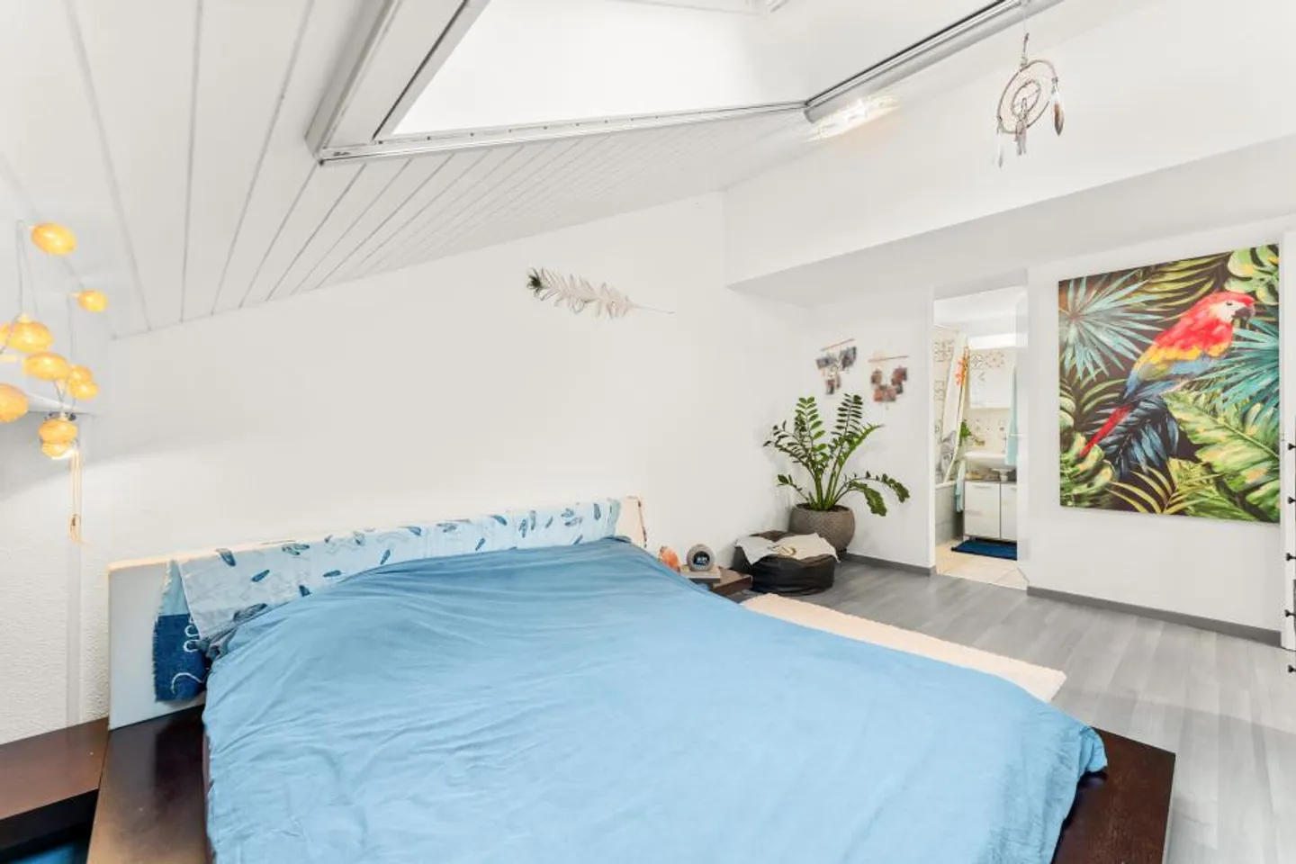 Bright Nest - Photo 5 of 7