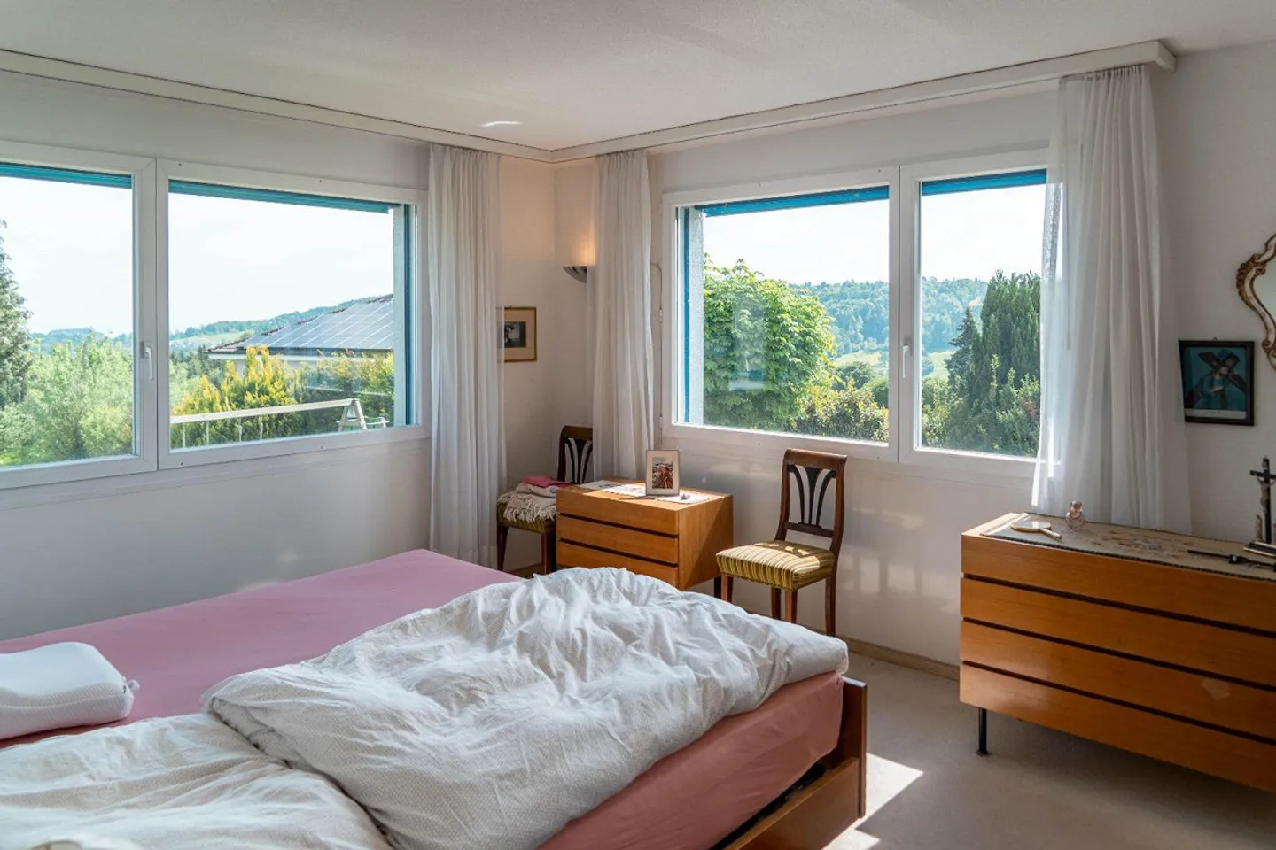 Helle Wohnung mit traumhaftem Ausblick - Foto 3 von 12