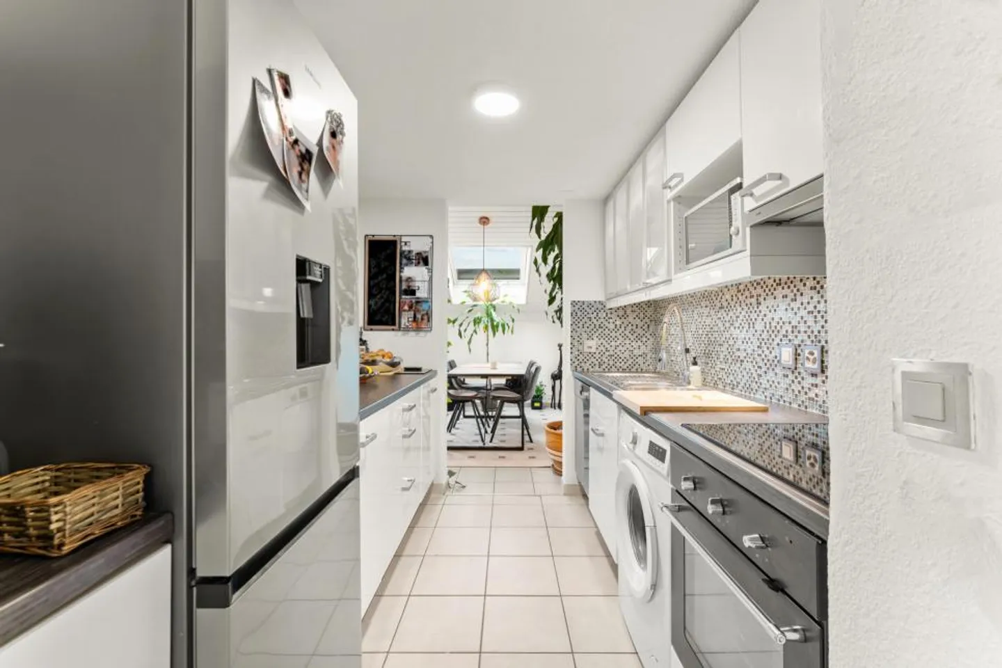 Bright Nest - Photo 4 of 7