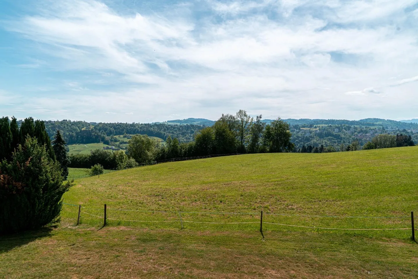 Helle Wohnung mit traumhaftem Ausblick - Foto 7 von 12