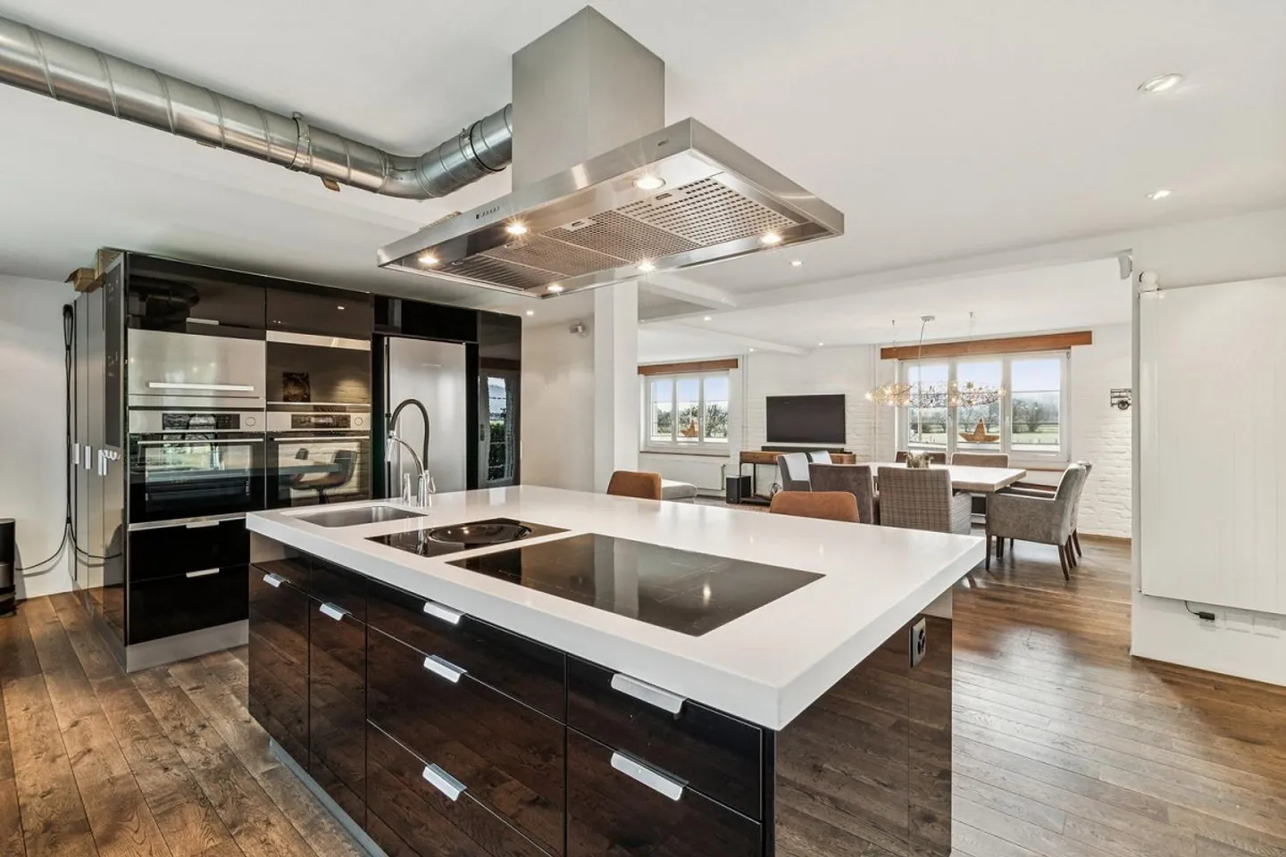 Ferme moderne ancienne avec oasis de jardin - Photo 6 sur 13