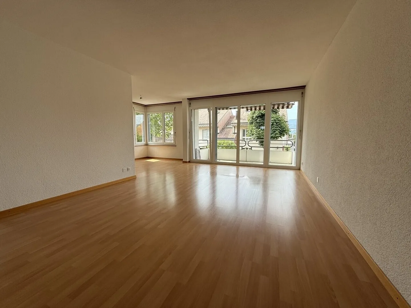 La tua casa con vista lago Appartamento 3.5 stanze a Täuffelen - Foto 3 di 9