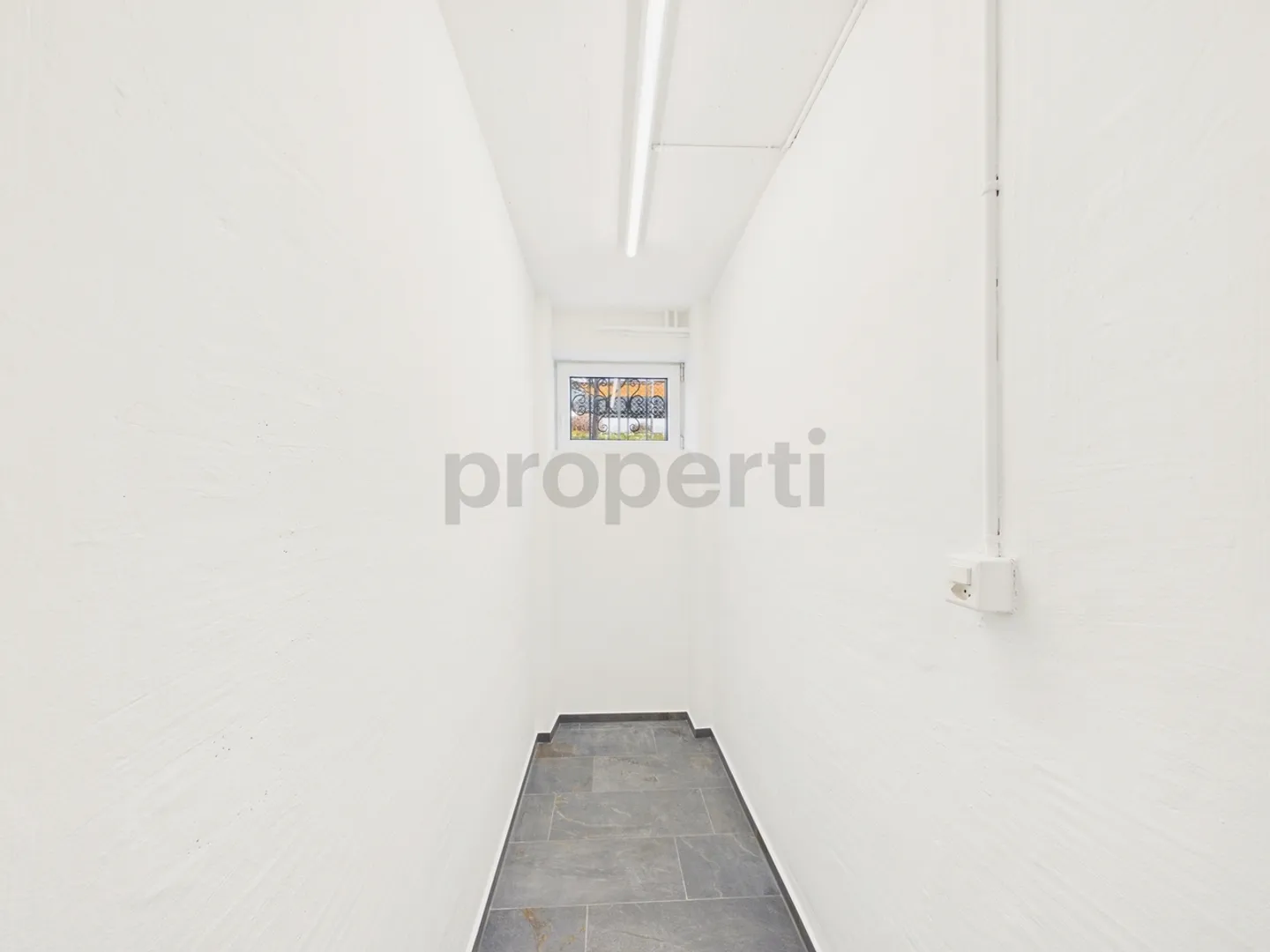 Maison de ville moderne avec jardin - Photo 11 sur 13