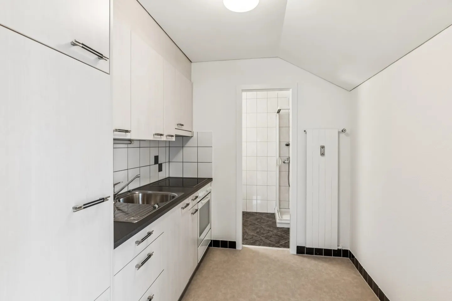 Affordable Apartment in Well-Maintained Property - Photo 8 of 11