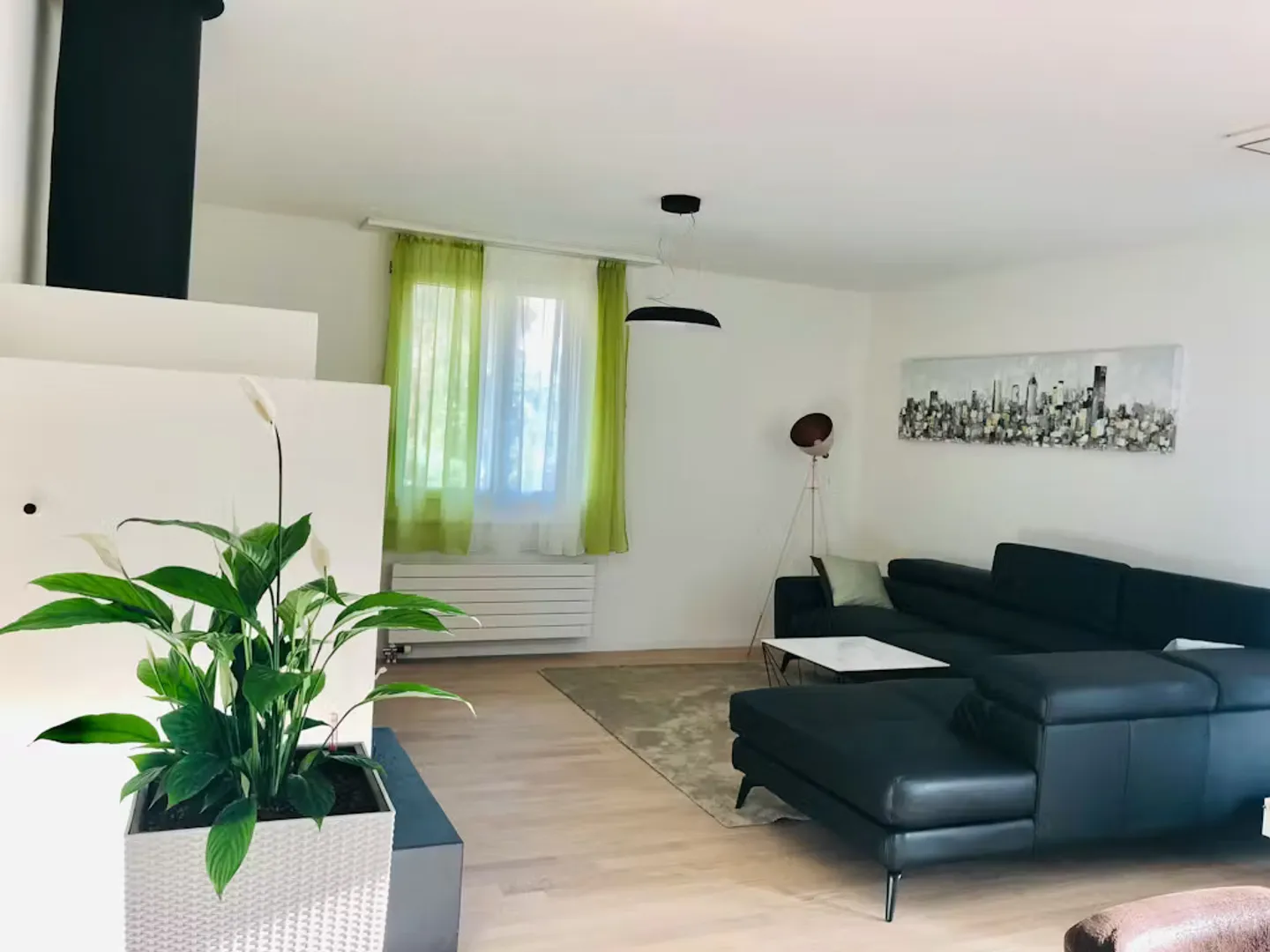 Charmantes Chalet in Kloten - Foto 4 von 10