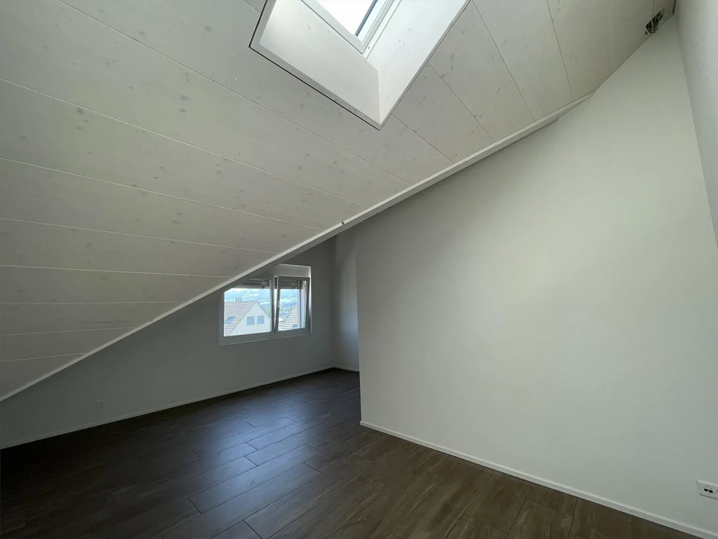 Appartement en attique de 4,5 pièces à Mörschwil, première location - Photo 16 sur 23