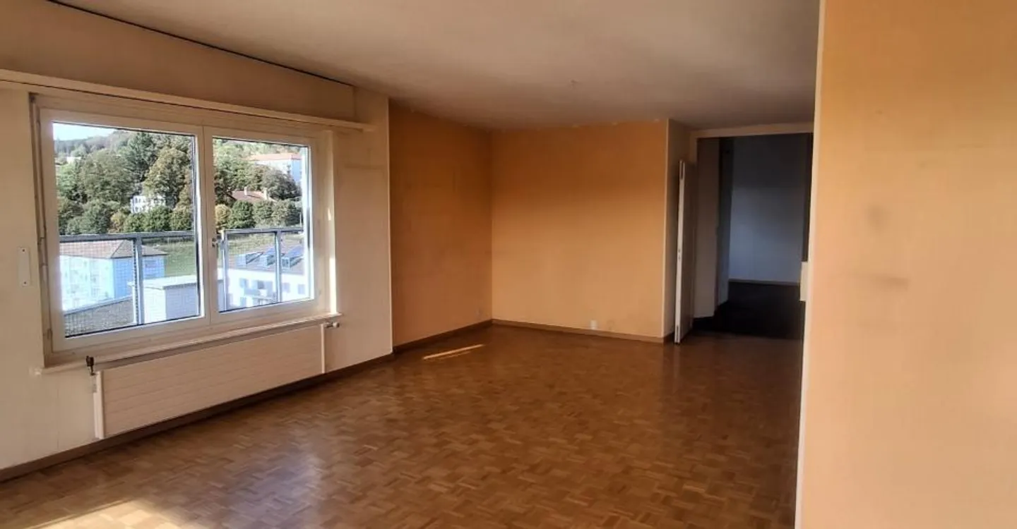 außergewöhnliche Penthouse-Wohnung mit 4,5 Zimmern - Foto 9 von 18