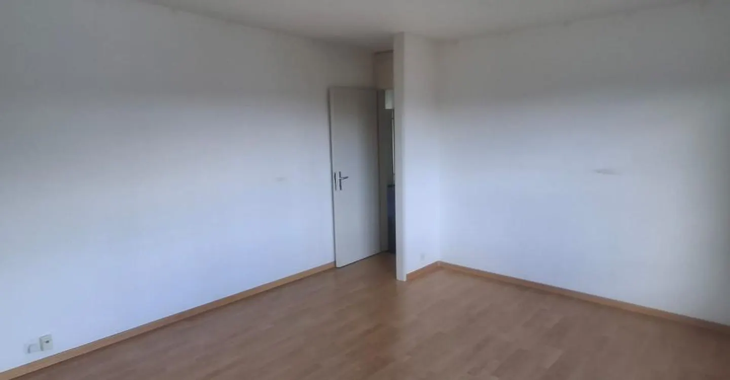 außergewöhnliche Penthouse-Wohnung mit 4,5 Zimmern - Foto 13 von 18