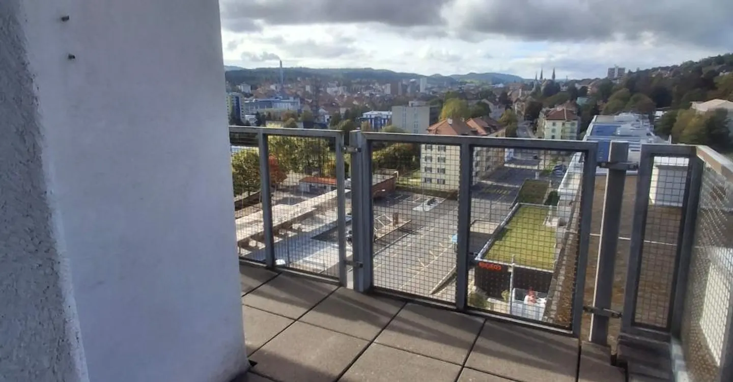 außergewöhnliche Penthouse-Wohnung mit 4,5 Zimmern - Foto 15 von 18