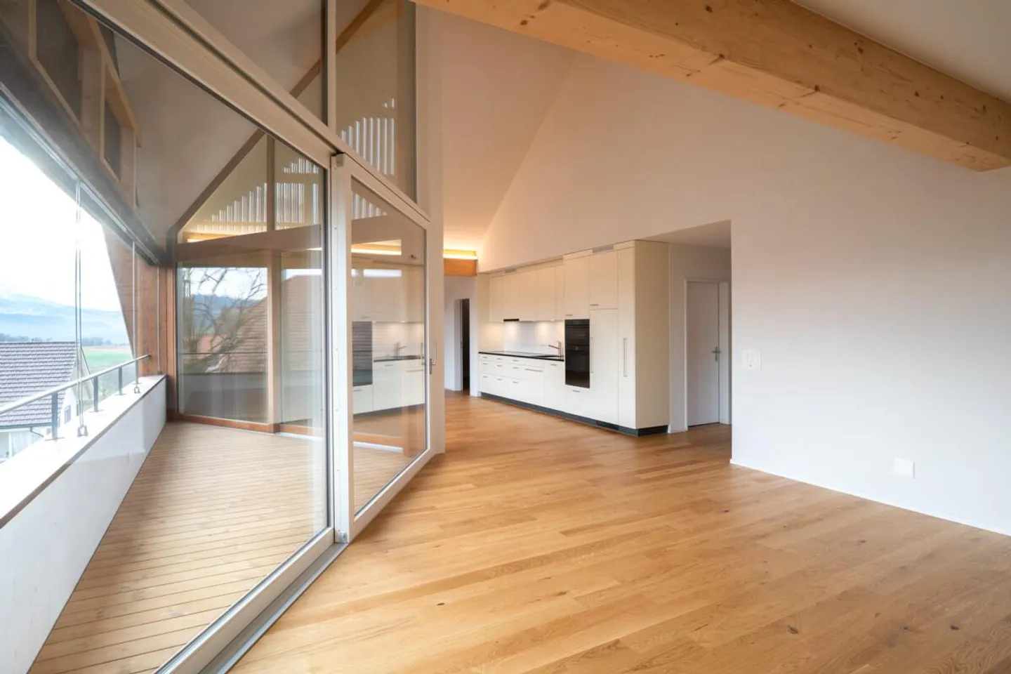 Great attic apartment in Gerzensee with mountain view - Photo 2 of 12