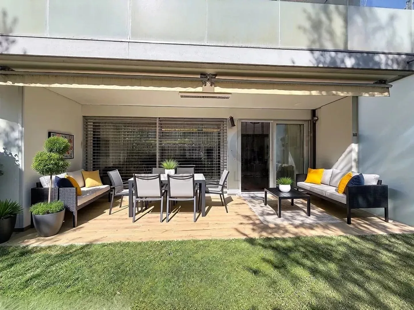 Spacious Garden Apartment in Châtelaine - Photo 14 of 15