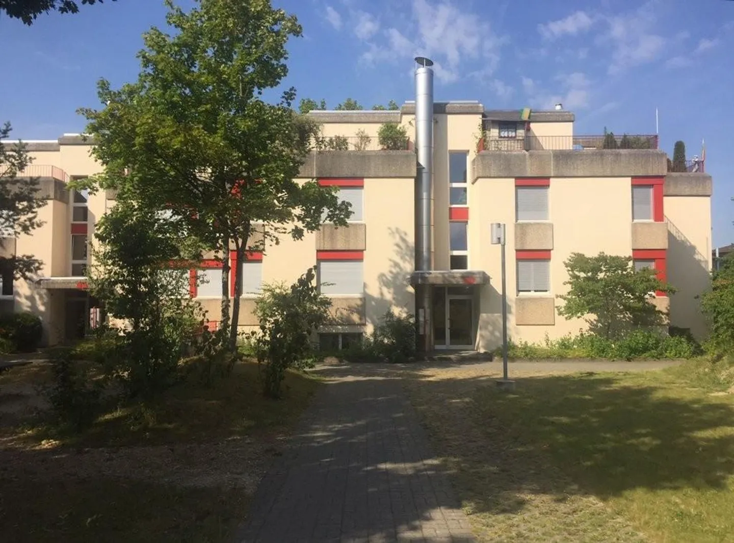 Charmante Wohnung in Lyss - Foto 1 von 8