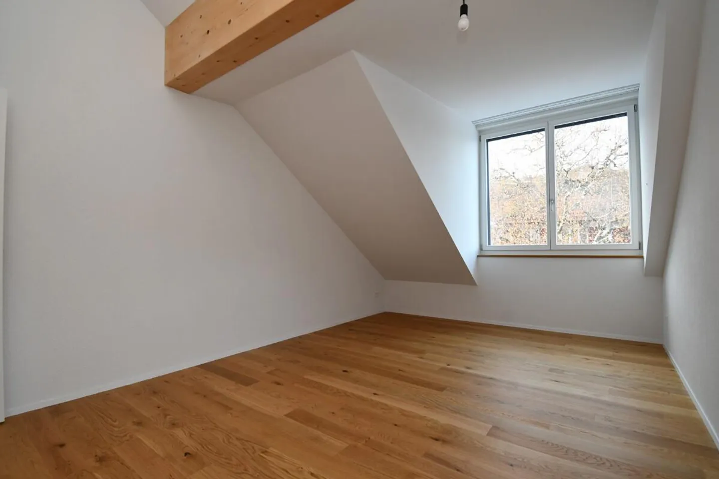 Great attic apartment in Gerzensee with mountain view - Photo 6 of 12