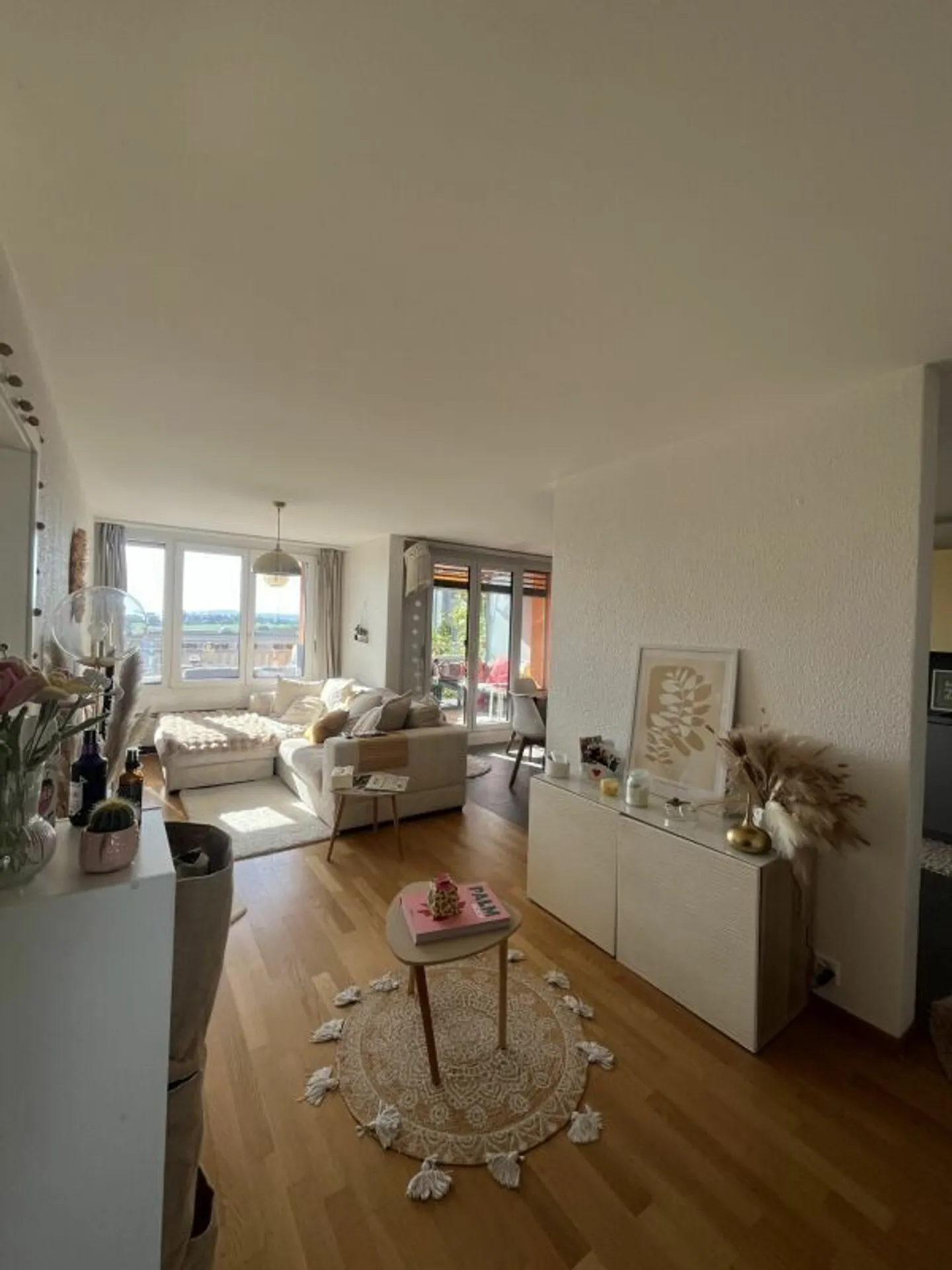 Bright 2.5 Room Apartment - Photo 1 of 9