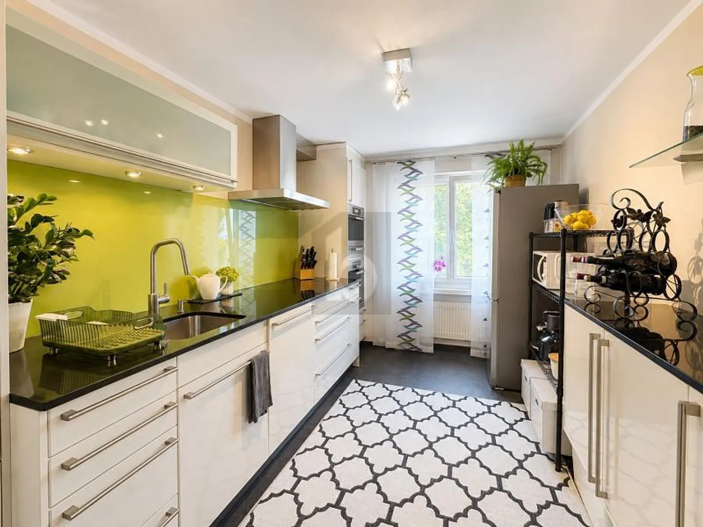 COMPLETELY RENOVATED WITH HIGH-QUALITY INTERIOR DESIGN - Photo 2 of 6