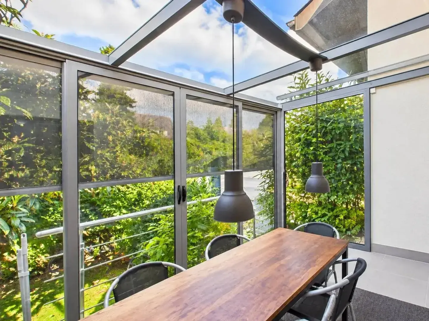 Maison familiale avec jardin - Photo 8 sur 15