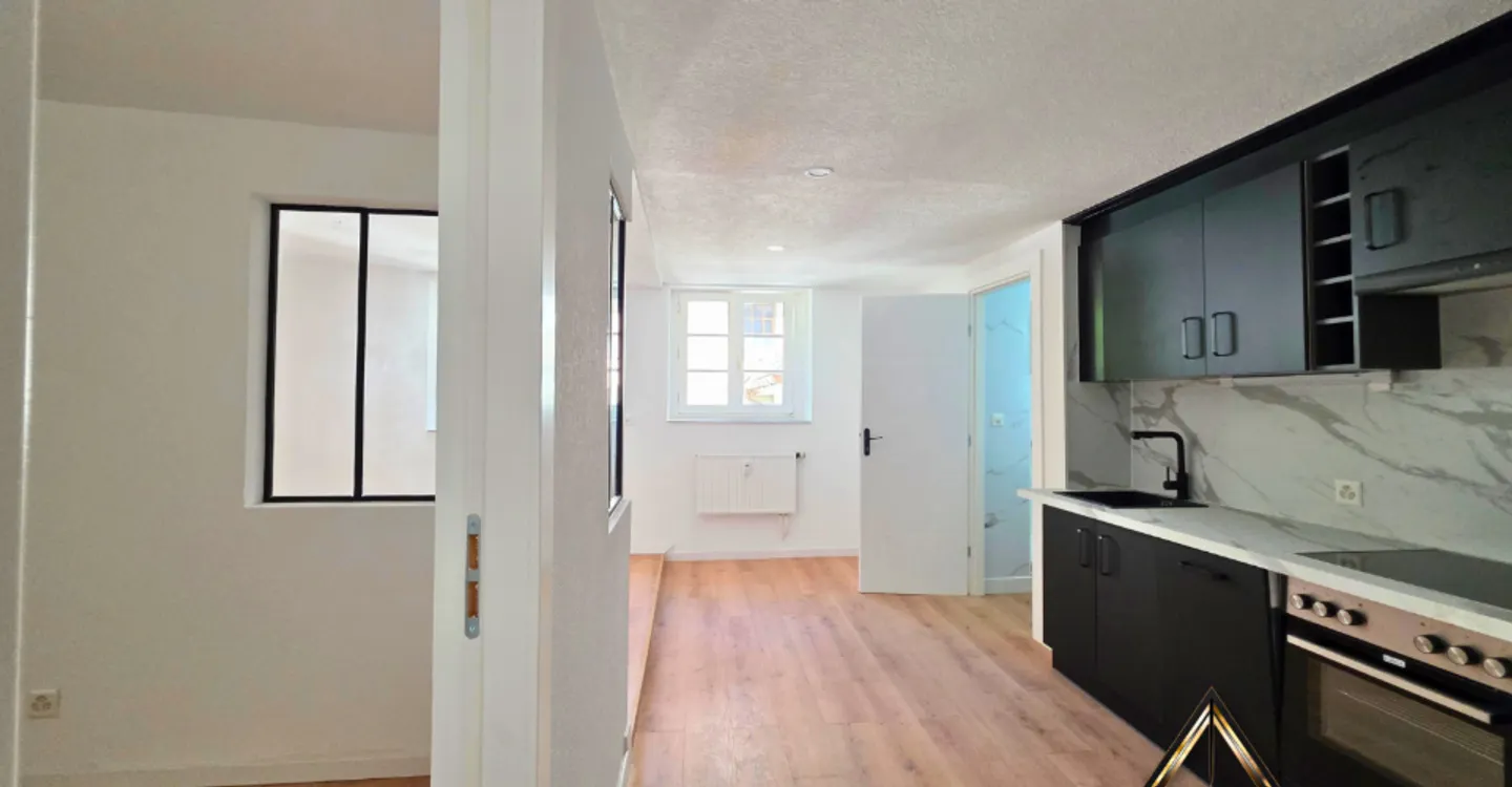 Charmant Appartement Rénové - Photo 5 sur 9