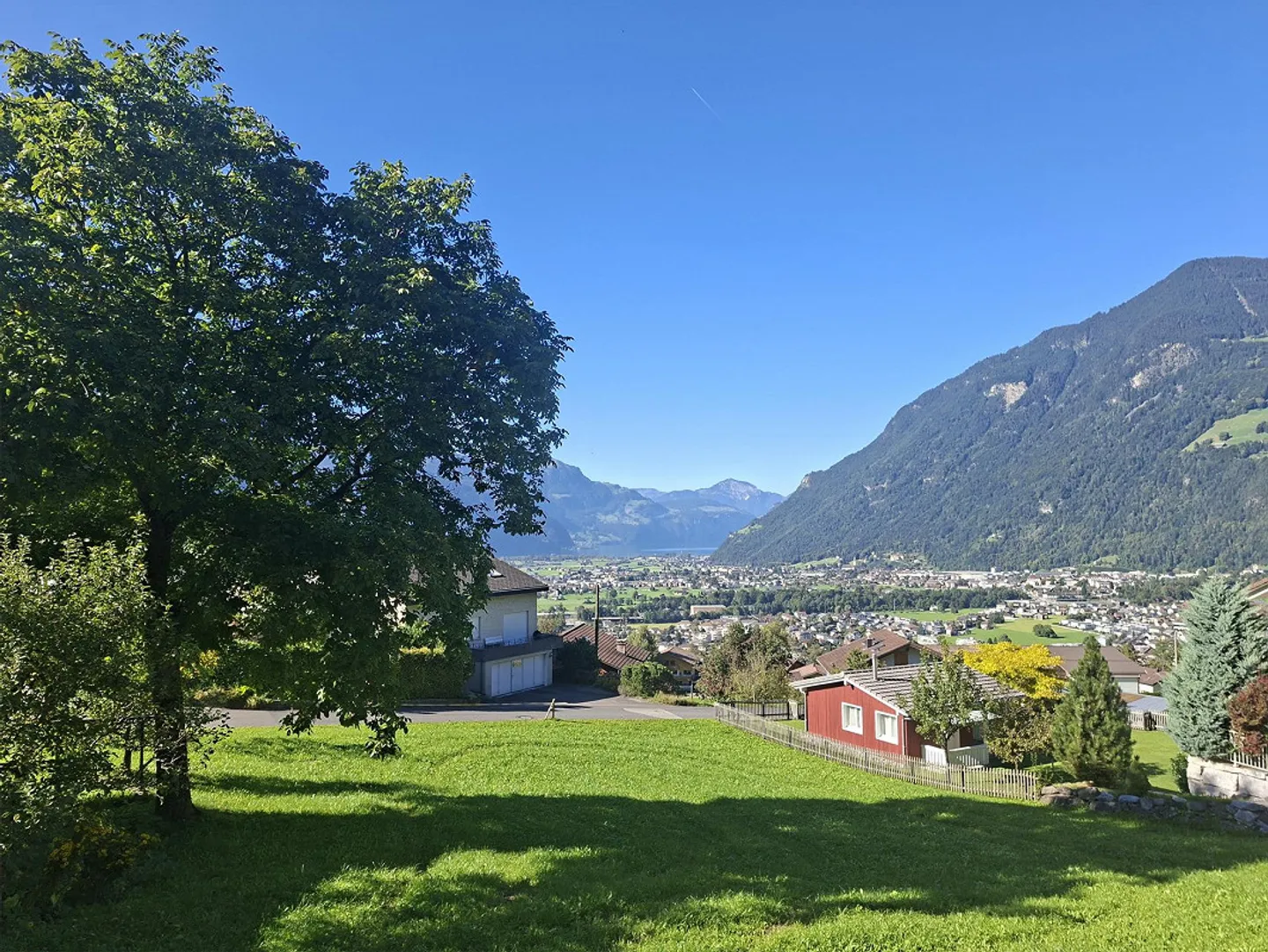 Charmantes Freistehendes Haus mit Aussicht - Foto 6 von 7