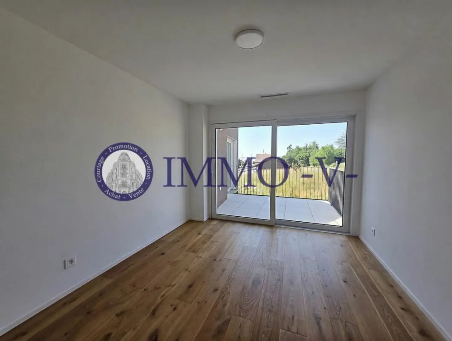 Modernes Apartment mit Balkon - Foto 4 von 6