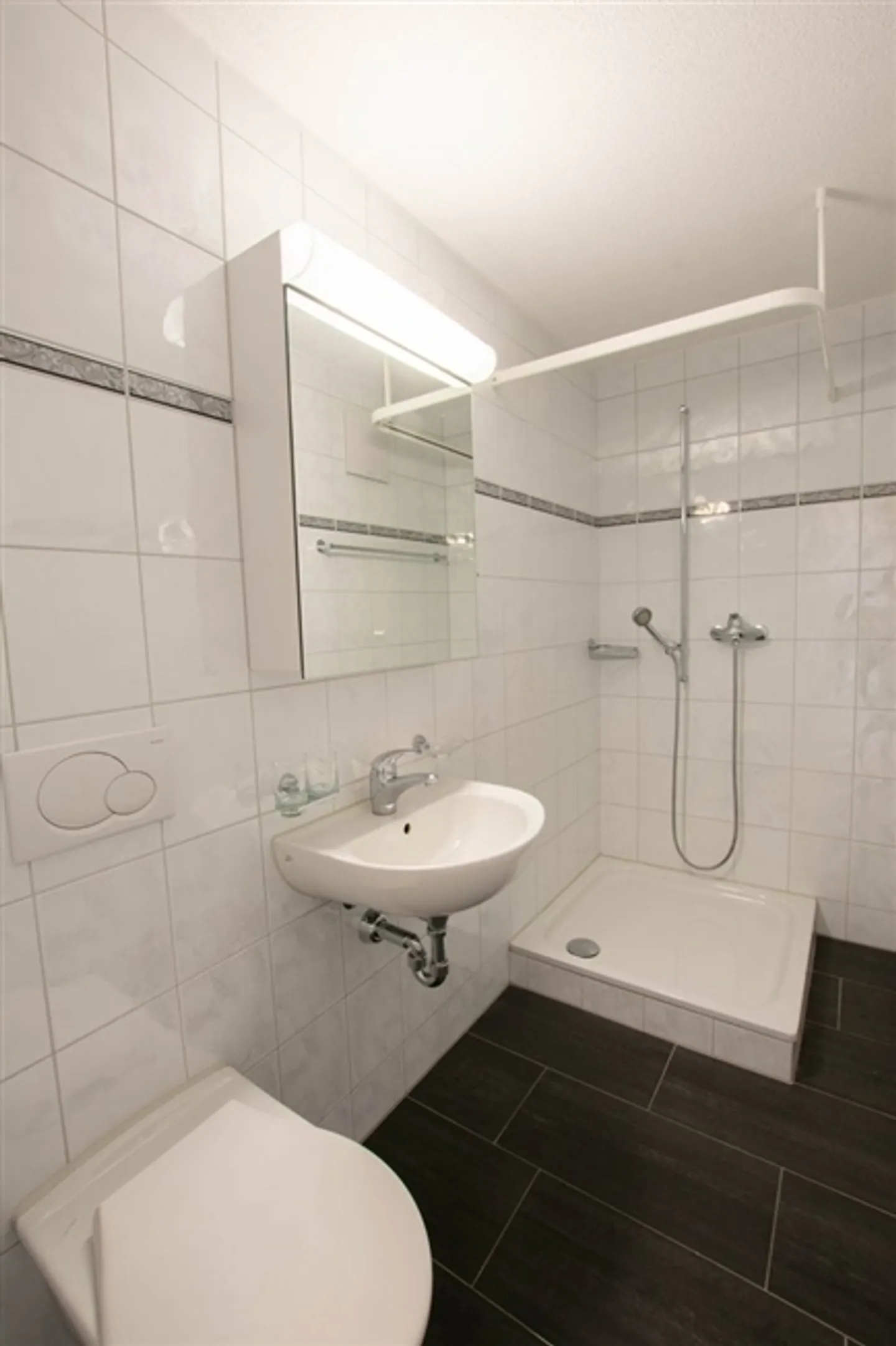 Bright gallery apartment in Köniz sought - Photo 9 of 11