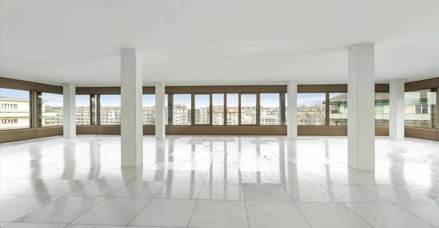 Verwaltungsfläche von 245 m² im Herzen eines dynamischen Viertels - Foto 2 von 11