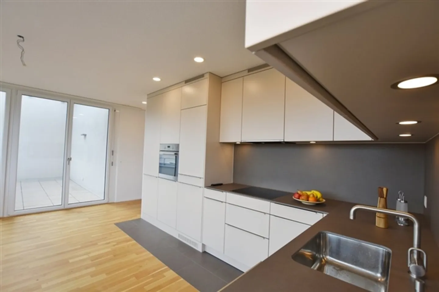 Moderno appartamento attico di 3,5 stanze con terrazza - Foto 1 di 12