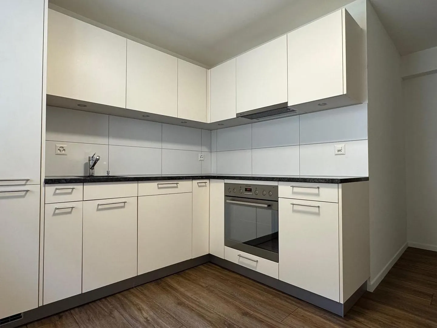 Looking for a new tenant for a beautiful 2.5 room apartment - Photo 4 of 5
