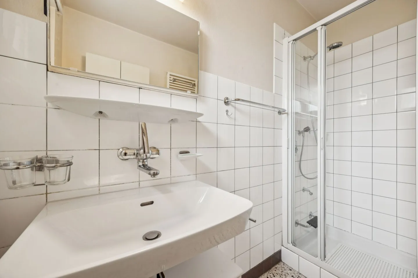 Rare opportunity: Living with a view and large garden - Photo 7 of 13