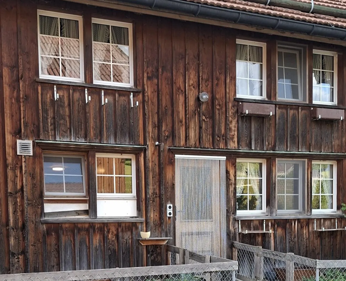 4-room apartment on a farm - Photo 1 of 9