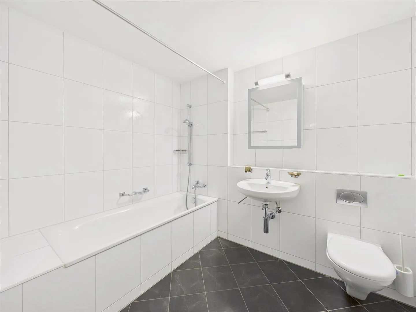 Maison individuelle moderne de 6,5 pièces à Reinach - Photo 10 sur 11