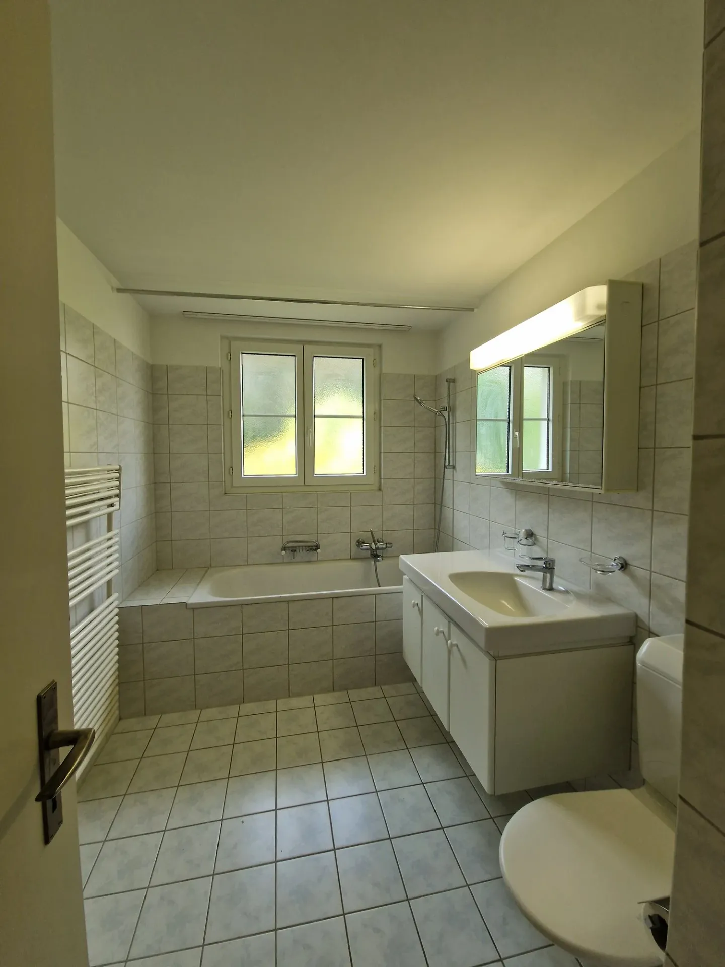 Charmante Wohnung mit Seesicht - Foto 8 von 8