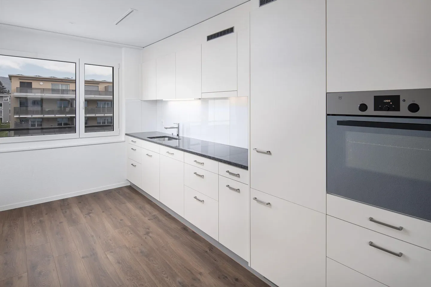 Appartamento moderno con standard di alta qualità nel verde - Foto 3 di 9