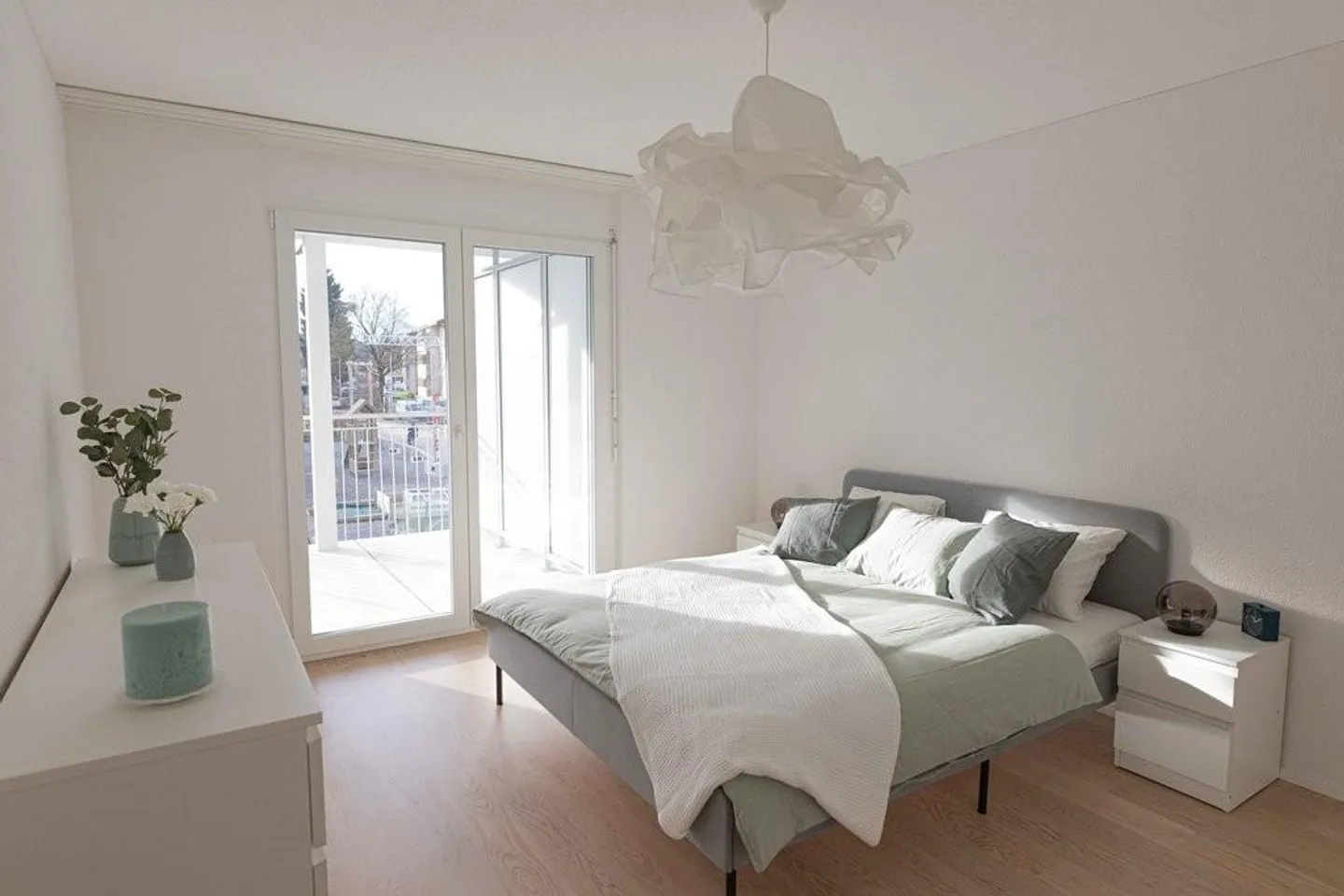 2.5-Room Apartment with Balcony Wanted? - Photo 7 of 8