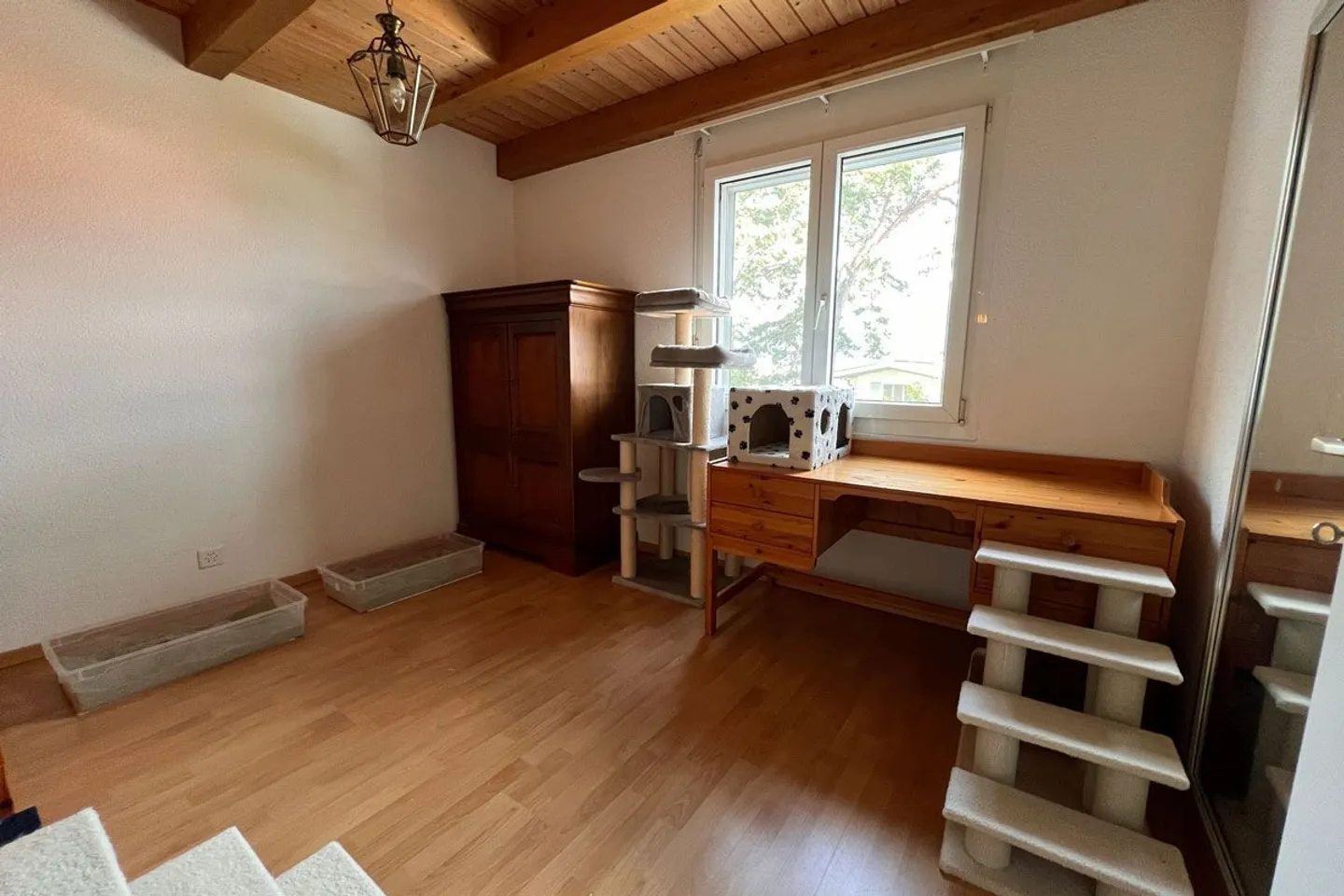 4.5-Room Gallery Apartment with Lake View in Sutz-Lattrigen - Photo 6 of 13