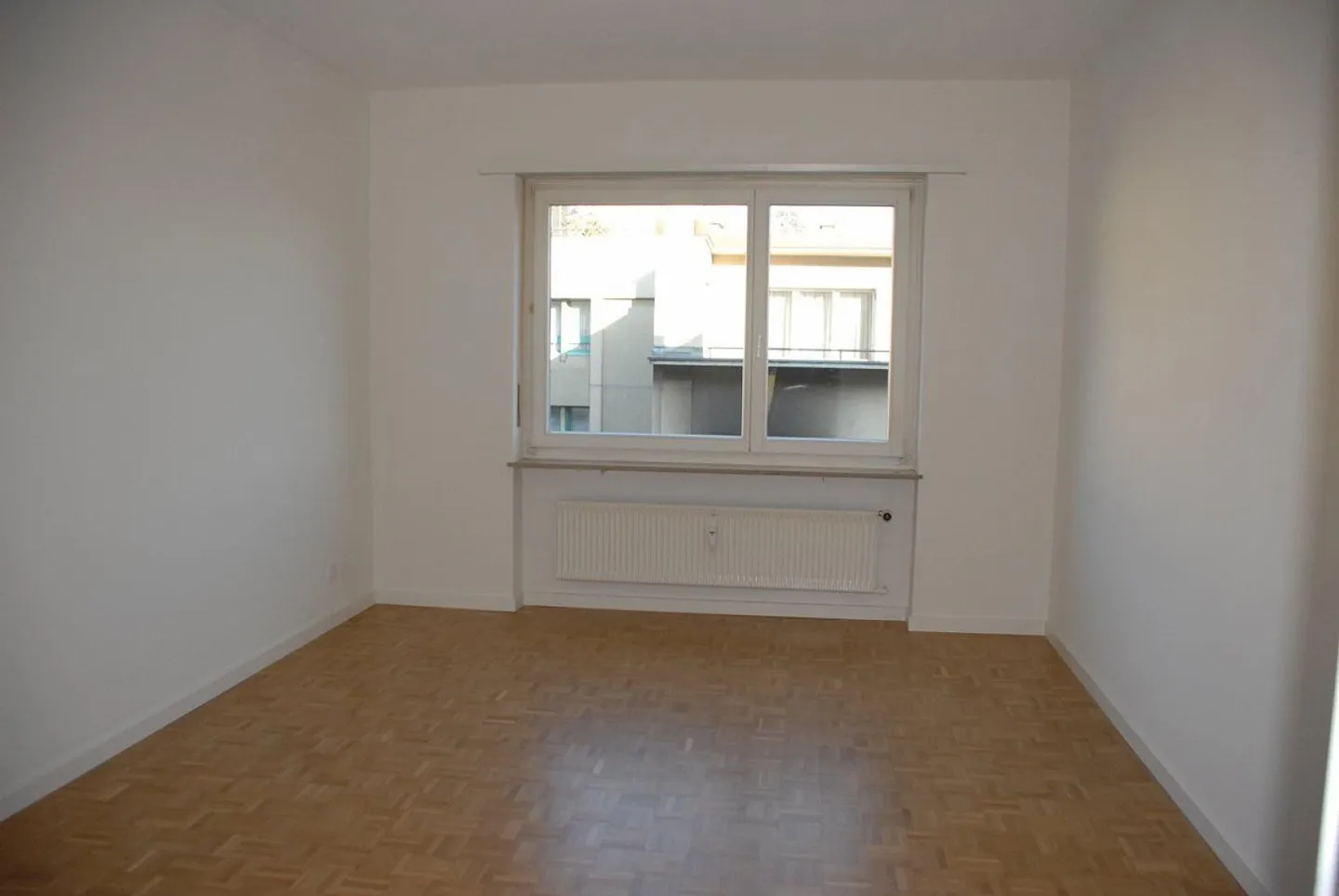 Modern 2-room apartment in the center of Basel - Photo 8 of 13