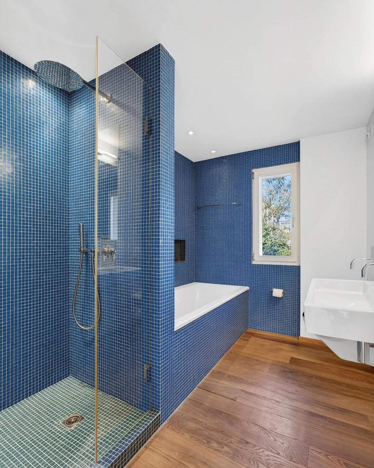 Spaziosa casa familiare a schiera di 10½ stanze a Zurigo Riesbach - Foto 8 di 8