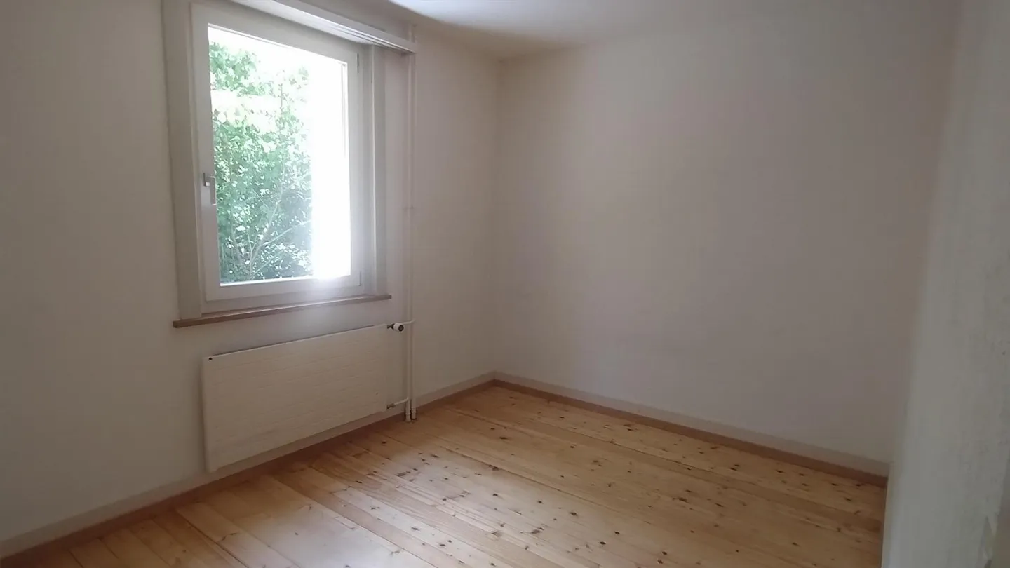 Beautiful 4-room apartment in a very quiet neighborhood - Photo 7 of 11