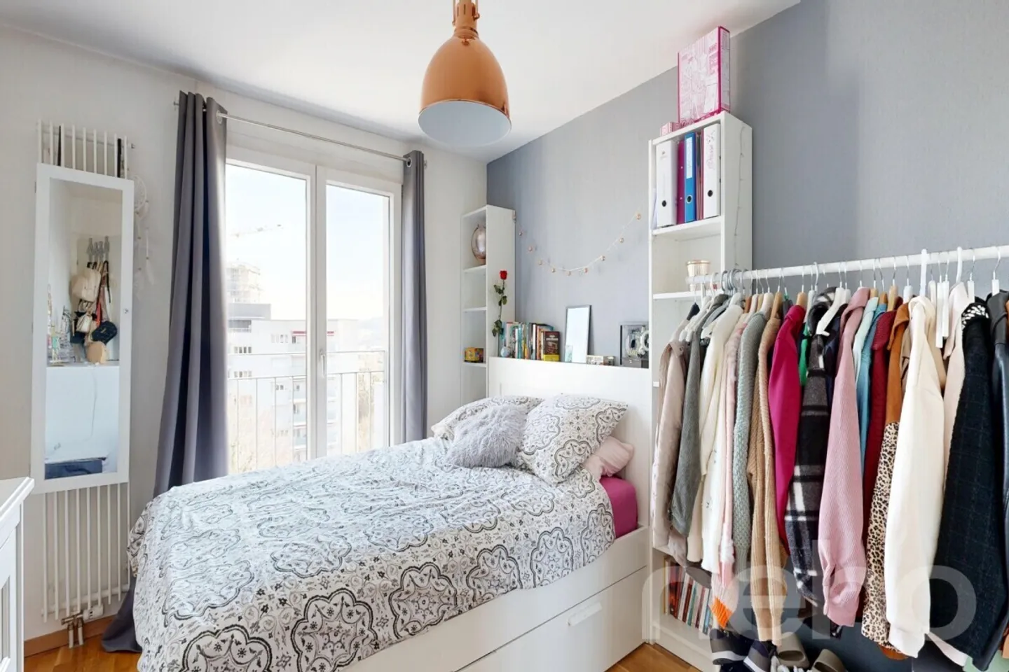 Bright top floor with large balcony in Villars-sur-Glâne - Photo 10 of 12