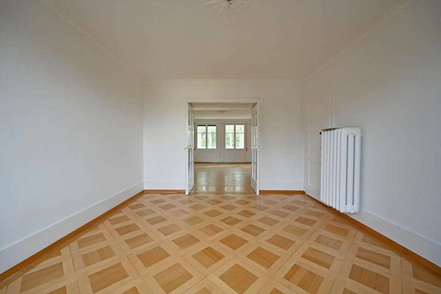 Spacious 5.5-room maisonette apartment in a sought-after residential area in Bern - Photo 5 of 13