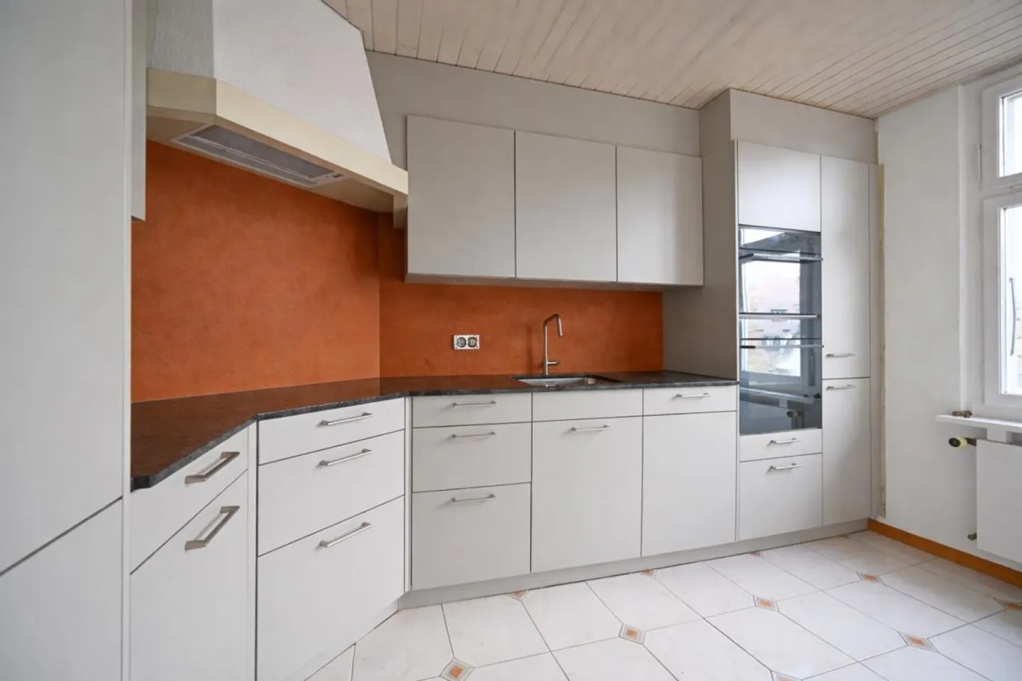 Spacious 5.5-room maisonette apartment in a sought-after residential area in Bern - Photo 7 of 13