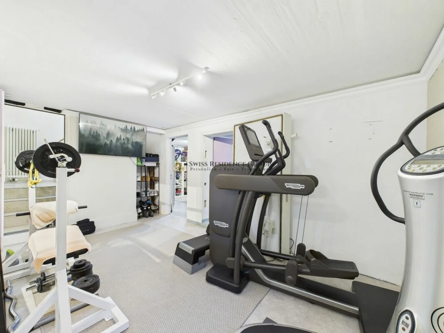 Vivere con stile e garanzia di benessere - con una fantastica vasca idromassaggio! - Foto 17 di 21