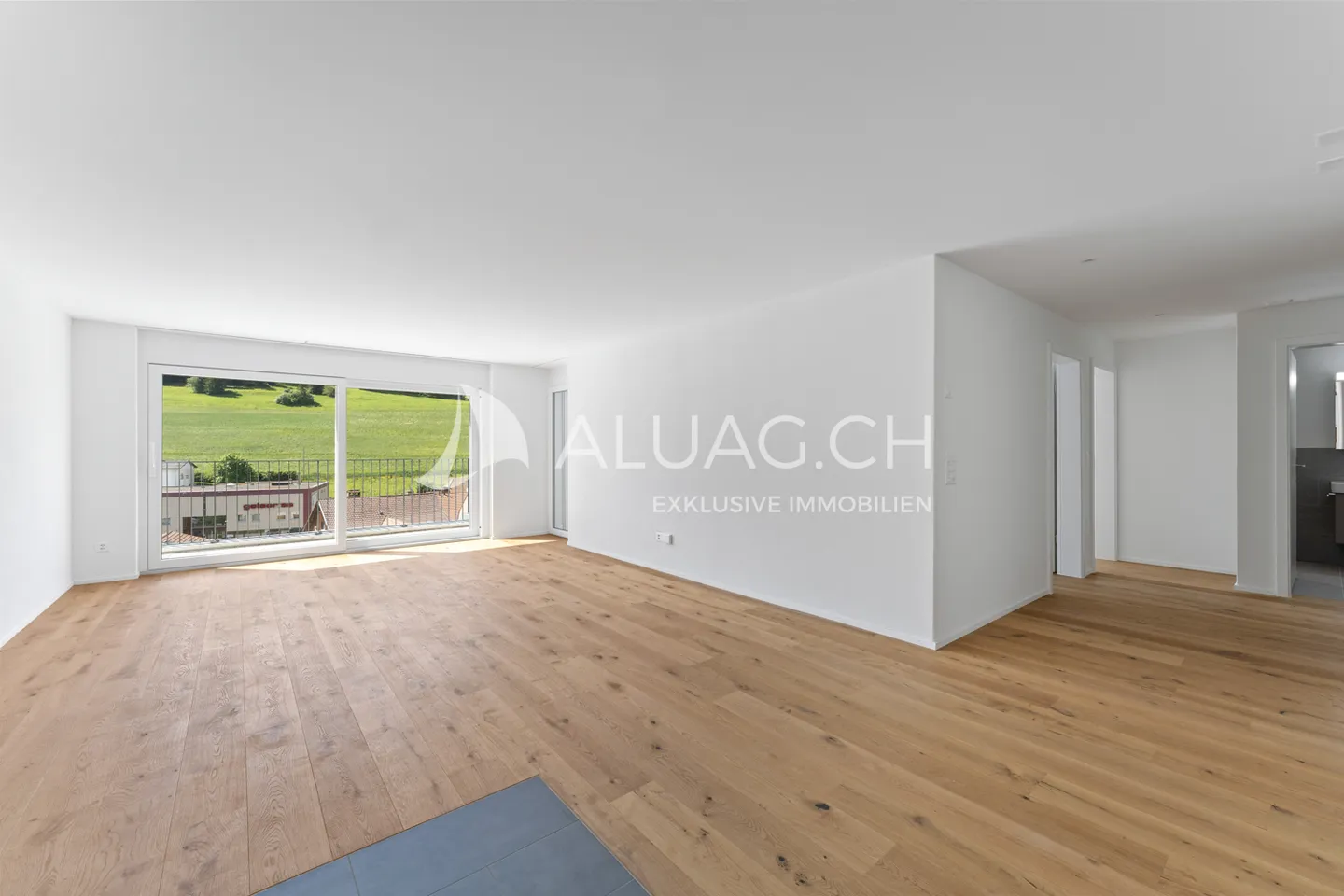 Modernes Mehrfamilienhaus in Tramelan - Foto 7 von 17