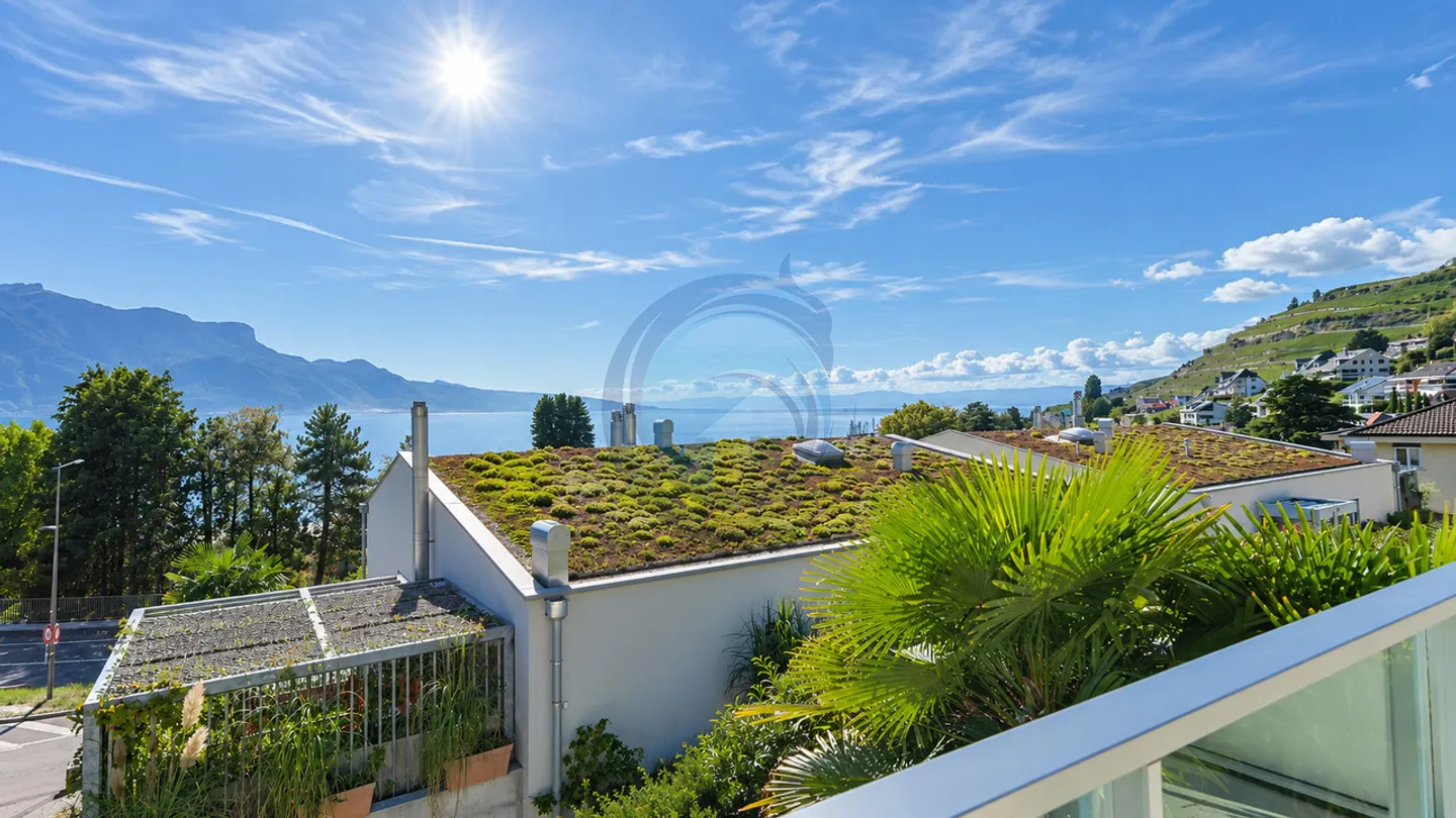 VILLA A SCHIERA CON VISTA PANORAMICA SUL LAGO E GIARDINO PRIVATO - Foto 11 di 22