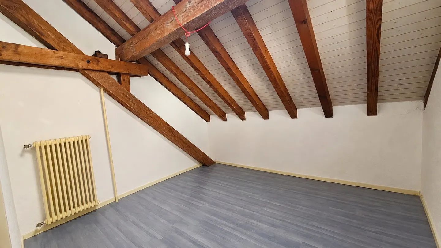 Rue des Saars 131, Neuchâtel - Unabhängige 4-Zimmer-Wohnung im 1. Stock - Foto 5 von 10