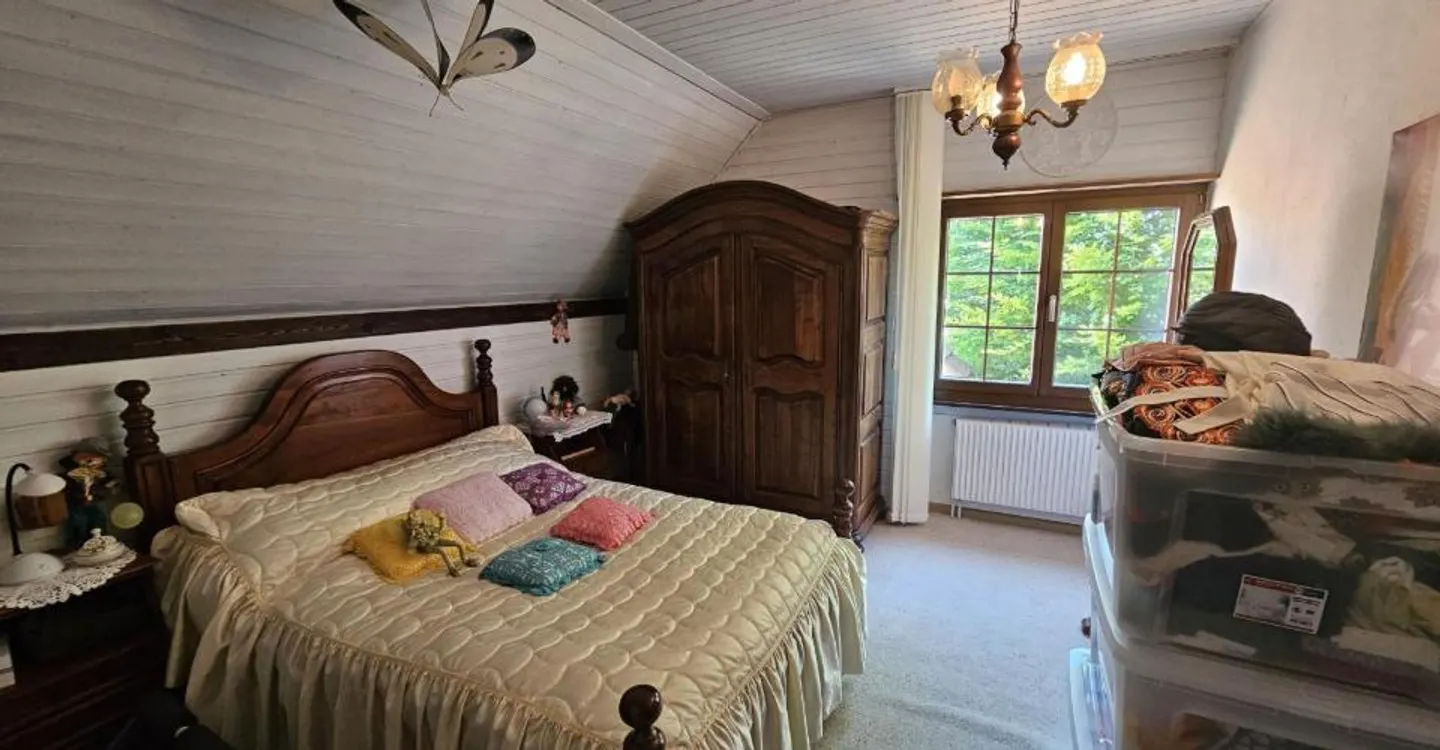 For sale in Malleray, 6.5-room house on a plot of 858 m² - Photo 12 of 12