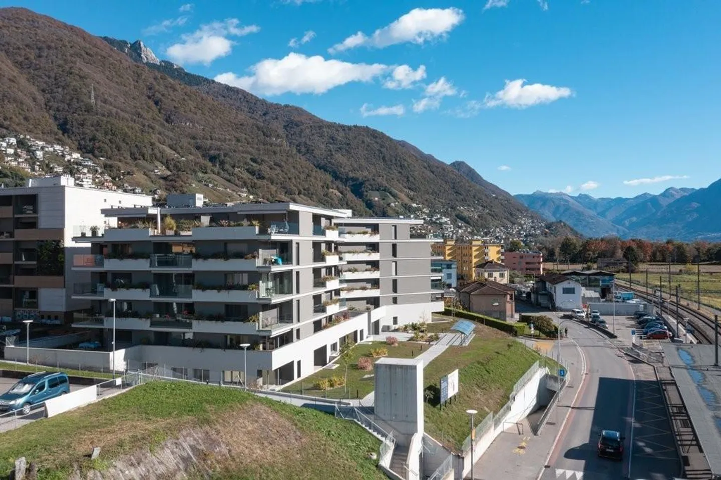 Looking for a tenant for 1.5 rooms in Tenero - Photo 1 of 6
